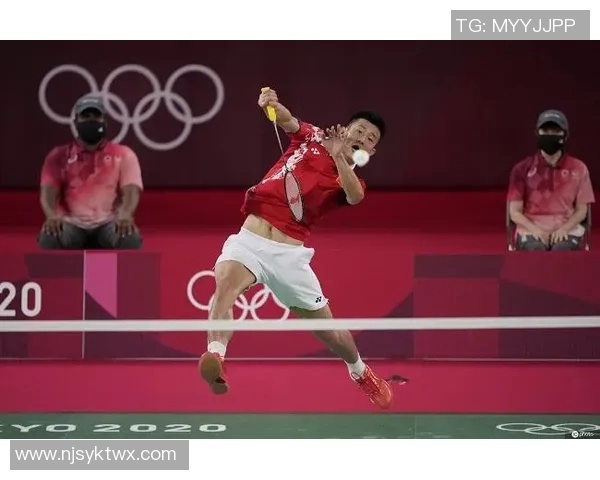 羽毛球巨星谌龙在奥运赛场上展现无敌风采与辉煌成就的传奇之路