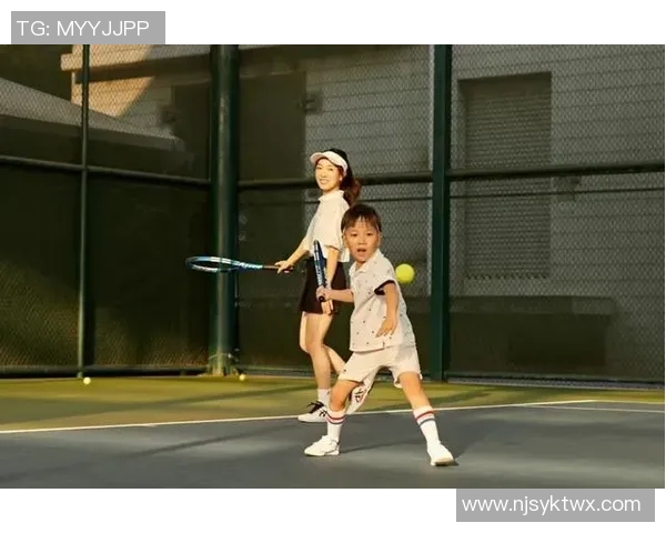 足球明星女儿追梦踢球的青春故事电影展现勇气与坚持